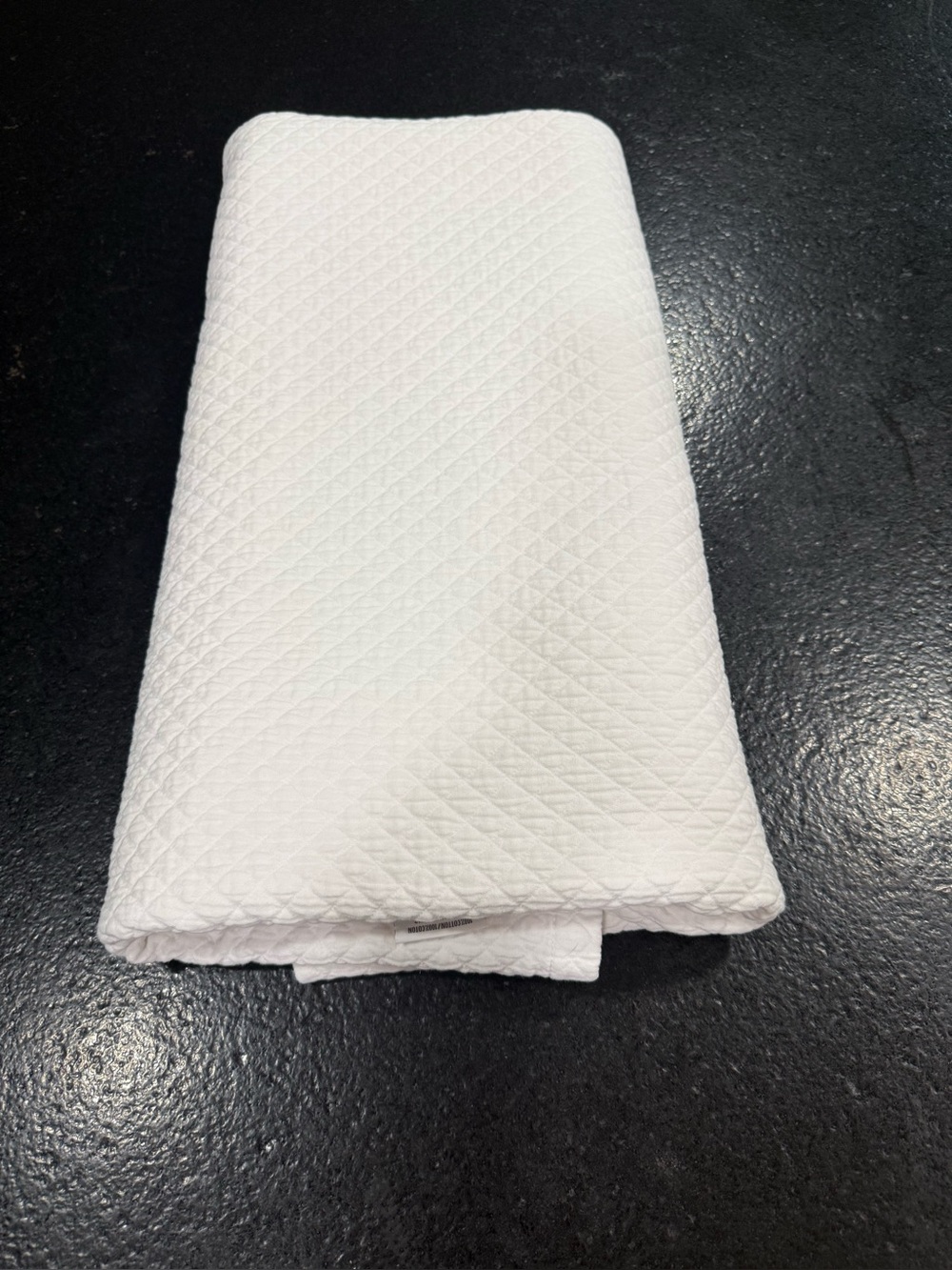 Restoration Hardware White Textured Coverlet Bed Blanket 64x82 1OO% cotton